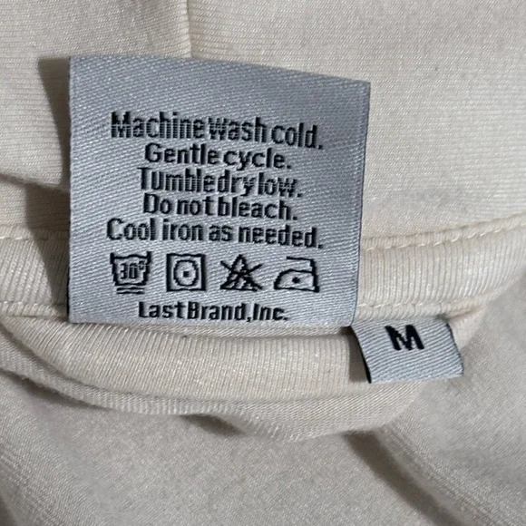 Quince Cream Wrap Robe with Tie Belt - Picture 5 of 7